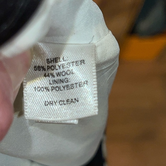 White House Black Market Houndstooth skirt - Picture 5 of 5